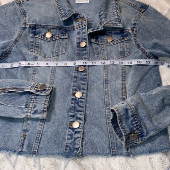 Ci Sono Blue denim collection cropped trucker Jean Jacket  EUC Size Large - Picture 6 of 12